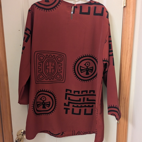 XL Ladies Ashro African Patterned Three Piece Cranberry and Black Geometric Set - Picture 2 of 10